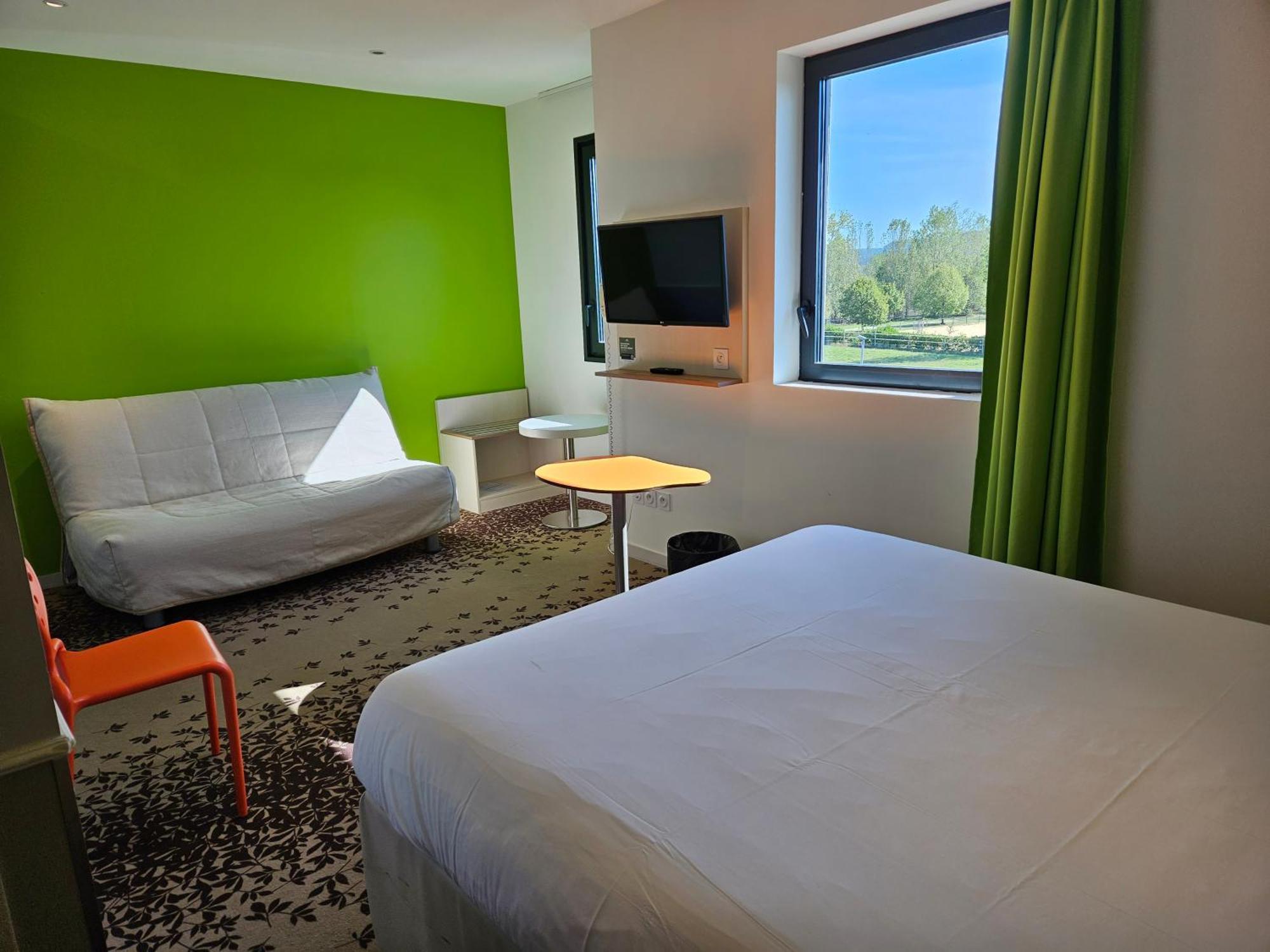 Ibis Styles Villeneuve Sur Lot Εξωτερικό φωτογραφία